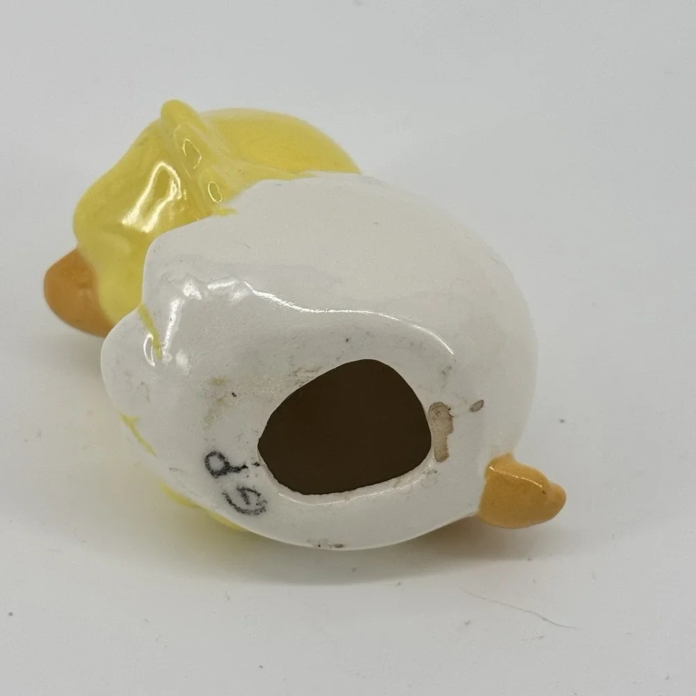 Vtg Bundl Chicks In An Egg And Easter Decor Chick/Duck Hand Painted - Beautiful!